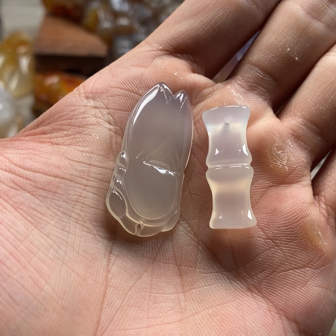 玛瑙/玉髓未镶嵌颈饰