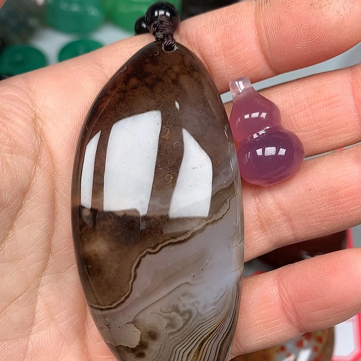 笑***生玛瑙/玉髓未镶嵌颈饰