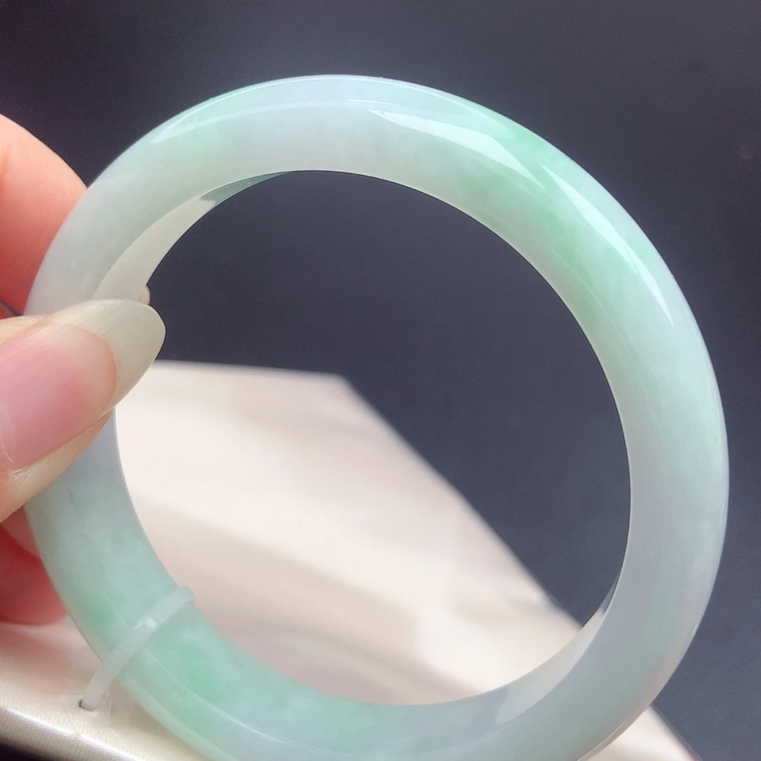 翡翠未镶嵌手镯57.6圈口