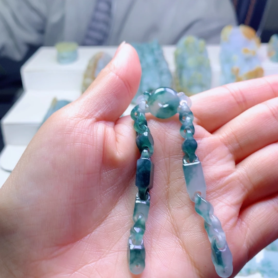 用***4定制翡翠未镶嵌翡翠