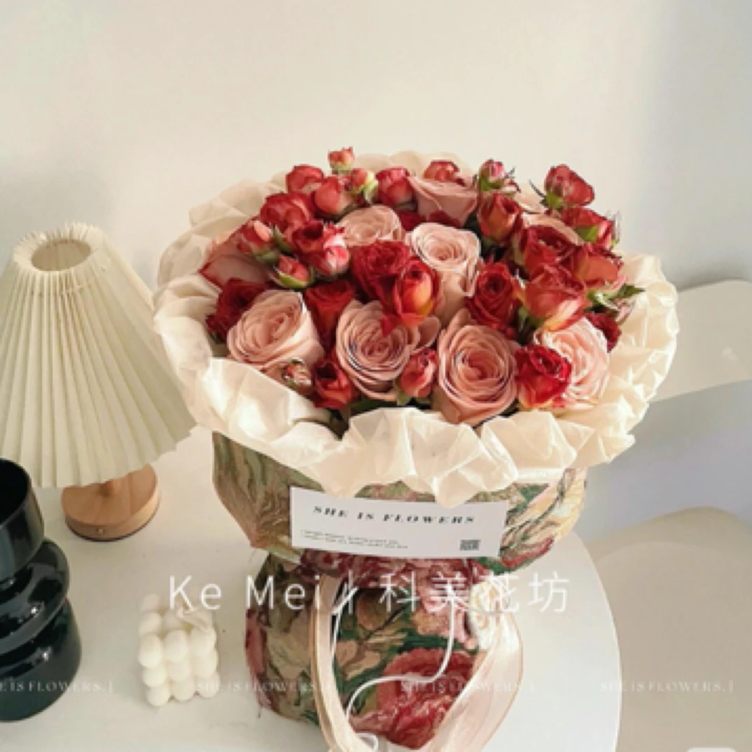 梦境彩韵-16朵卡布奇诺玫瑰鲜花花束汶上小时达同城配送