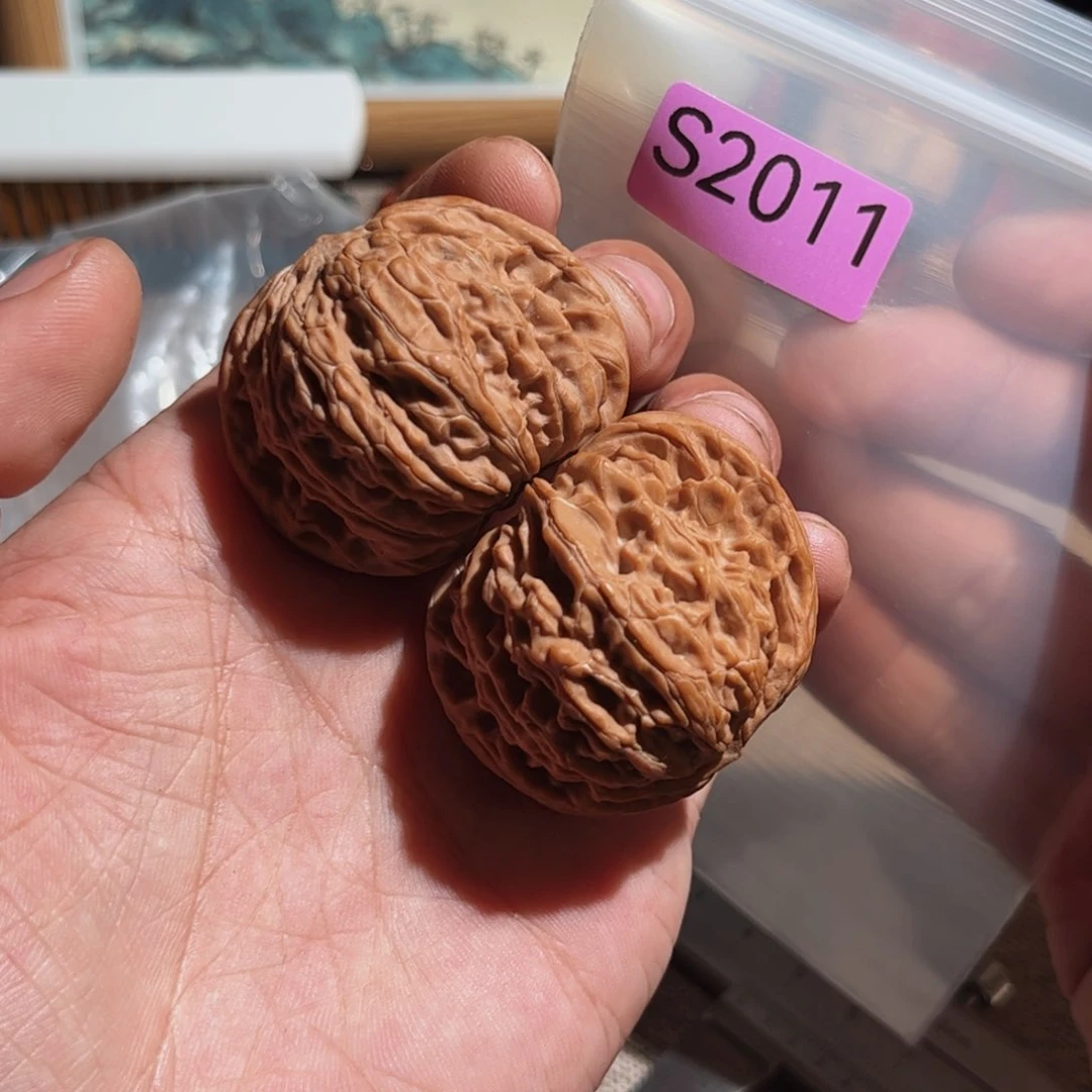 文玩核桃把件磨盘