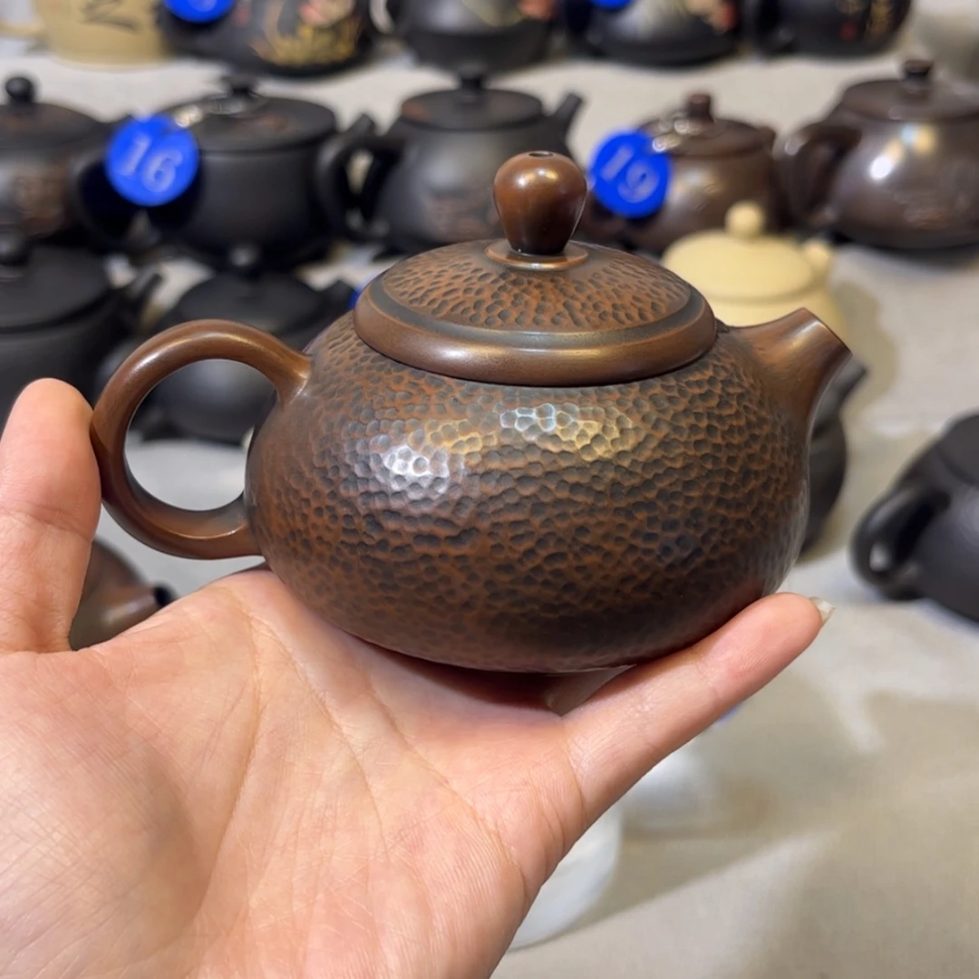 【闪购商品】贺*生红泥 锤纹壶 容量 170c c