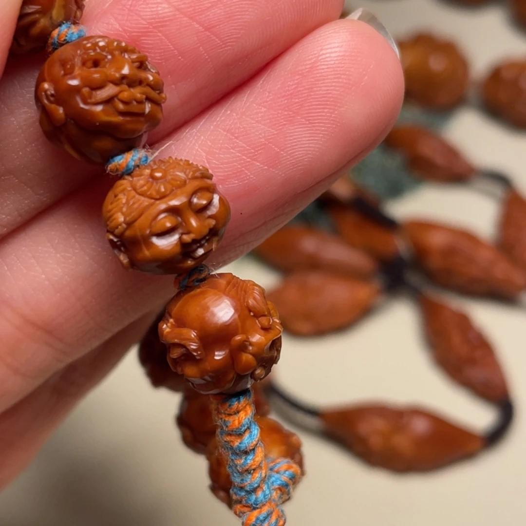 电***信橄榄石及其周围地区分布