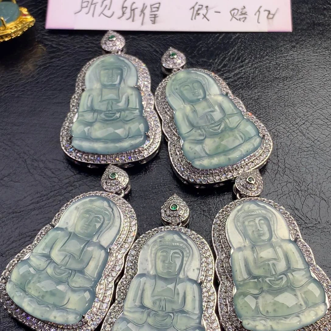 翡翠颈饰未镶嵌观音随机一个