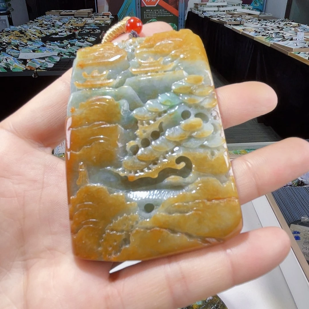 颈饰未镶嵌翡翠一