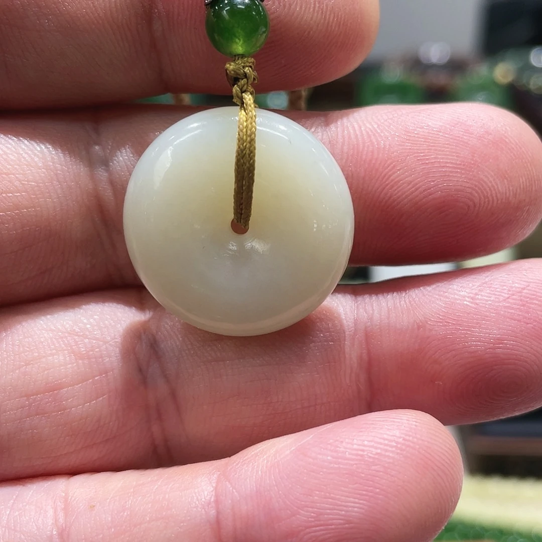 和田玉未镶嵌戒指