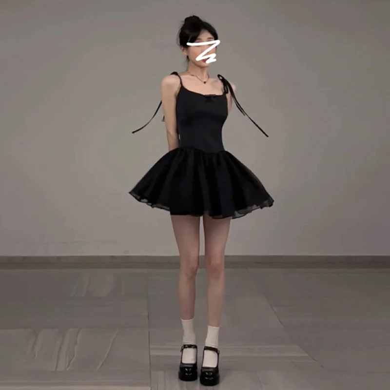 4497黑色蝴蝶结吊带连衣裙子女夏季高级感气质收腰蓬蓬短裙小个子
