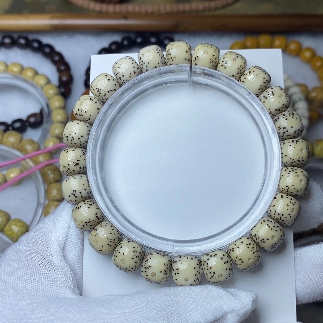 手串星月菩提9.5瓷白大留白