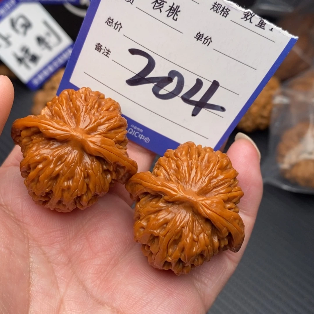 把件桃核四座楼38mom