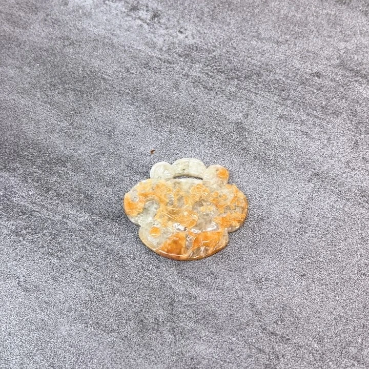 翡翠未镶嵌颈饰云*翡翠