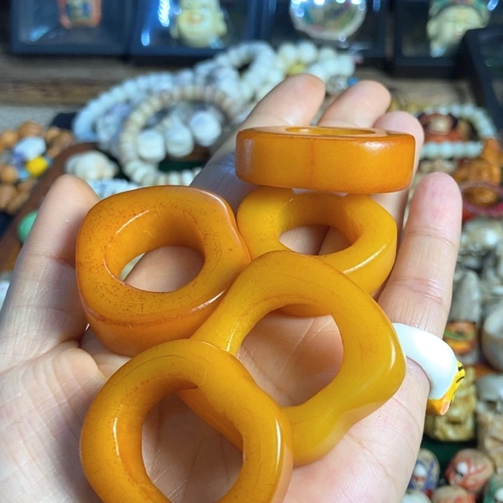 请****姐配饰牦牛骨雕刻大跑环