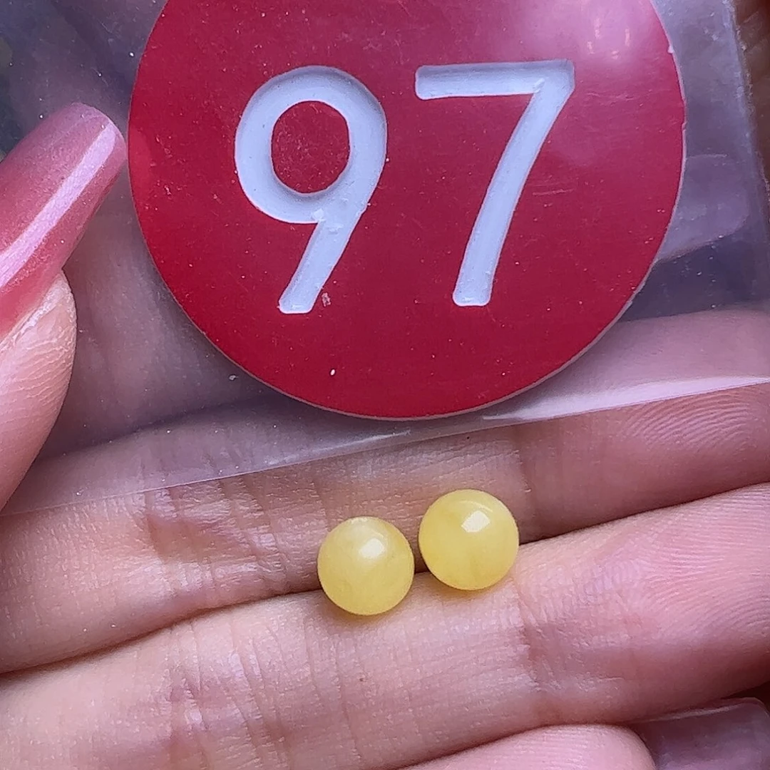 蜜蜡未镶嵌珠宝奇石张*方6mm圆珠