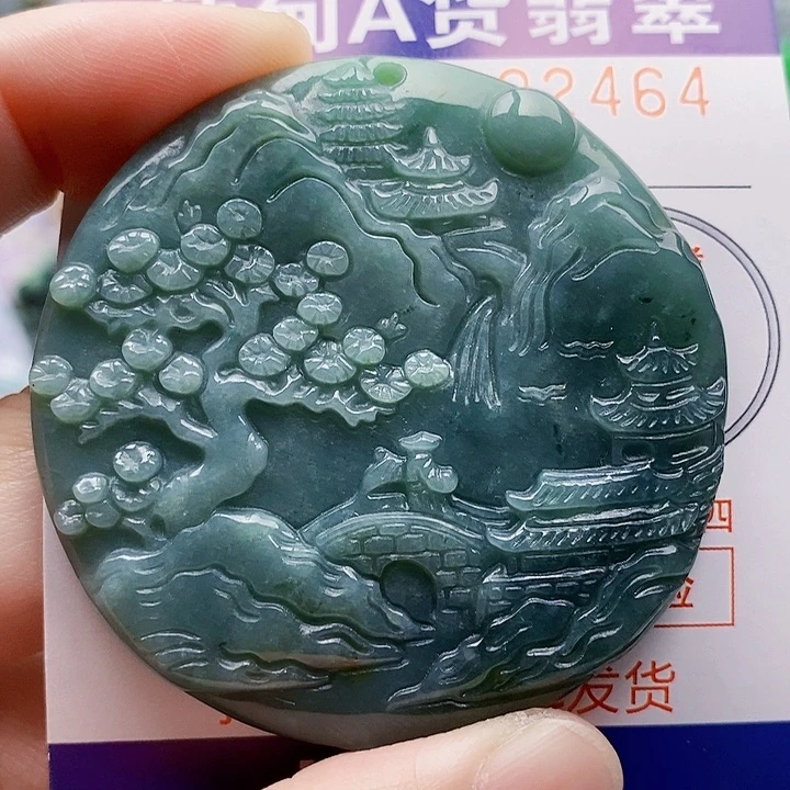 吊坠(不含链)未镶嵌翡翠