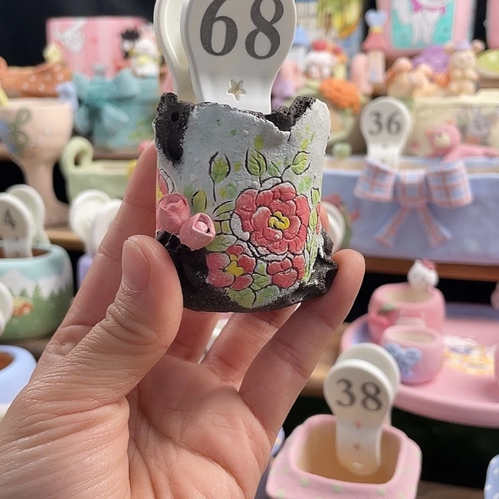 68…..手工手绘花盆