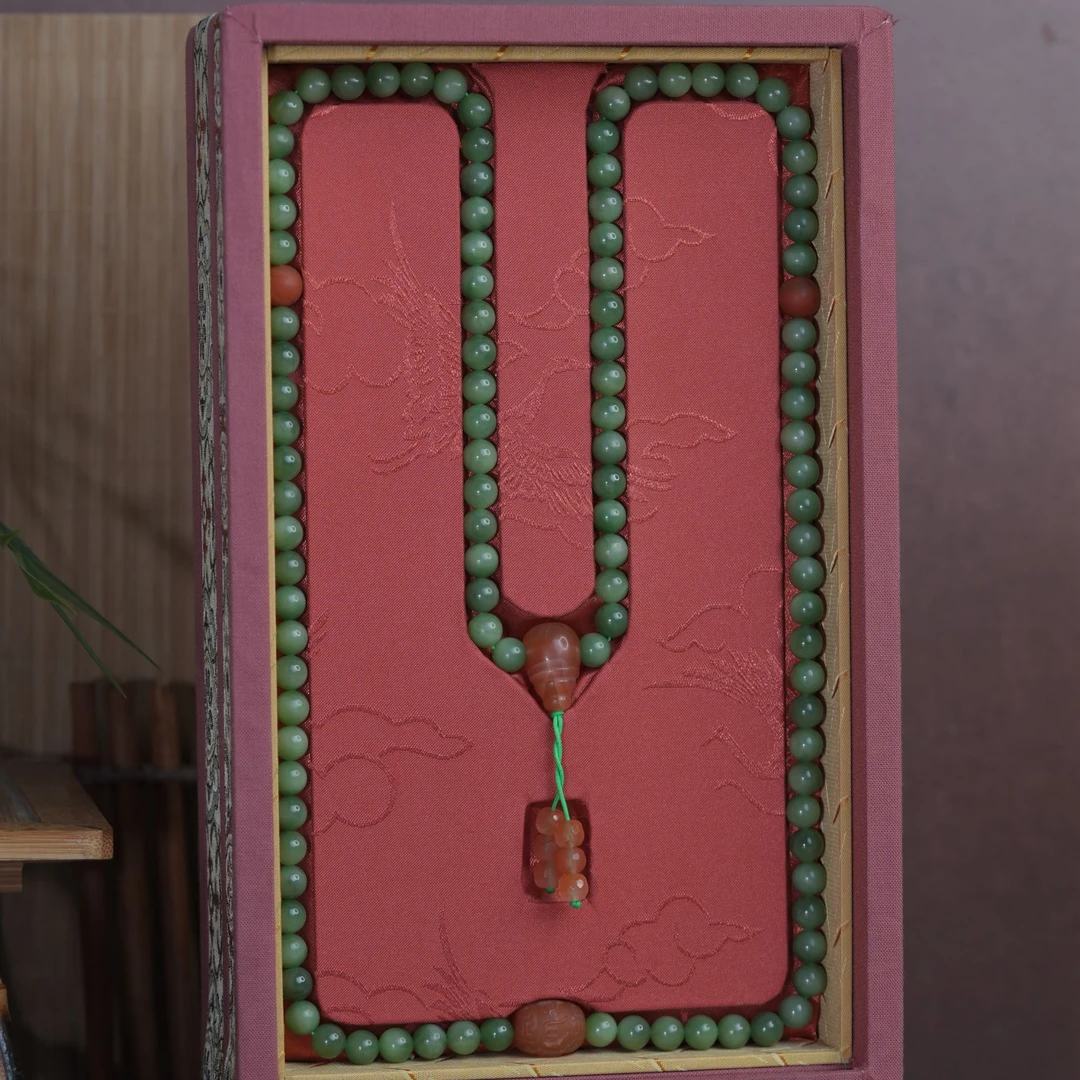 Lot30.新疆黑羊洞碧玉108籽/40522/拍宝