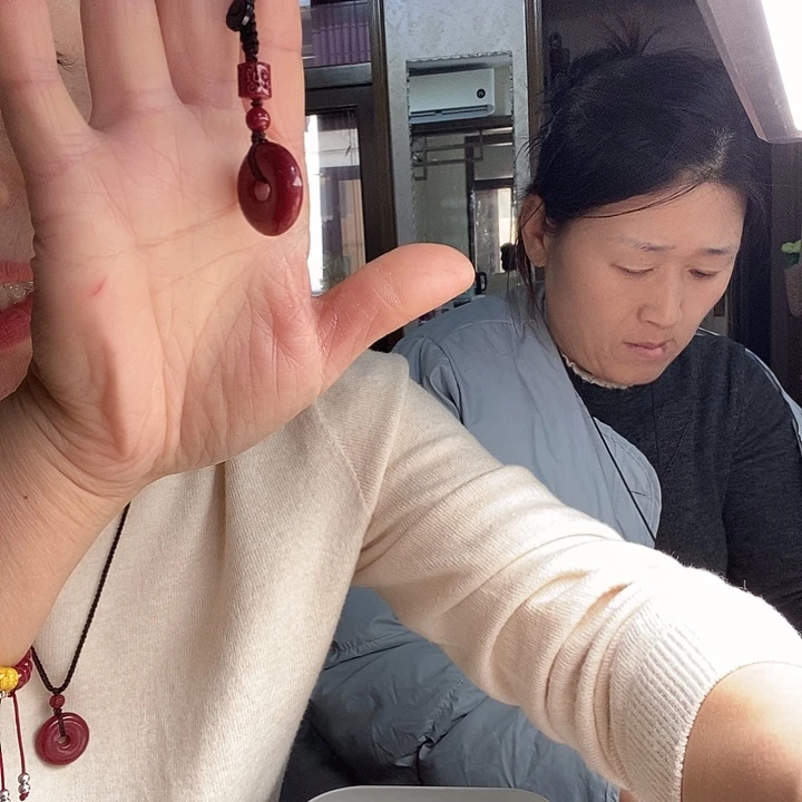 天然辰砂平安扣钥匙扣