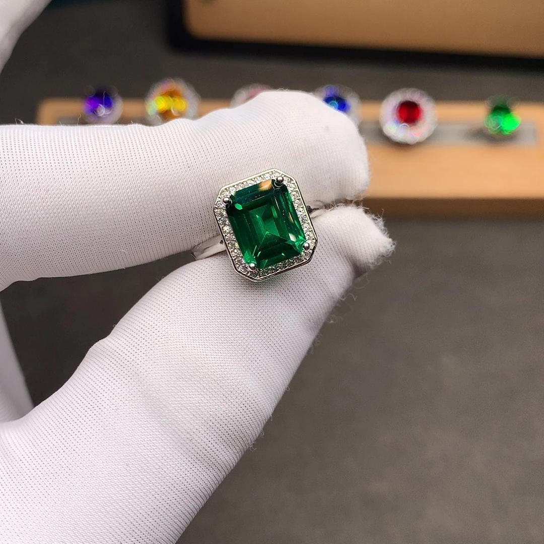 925银经典祖母切 沃顿色戒指