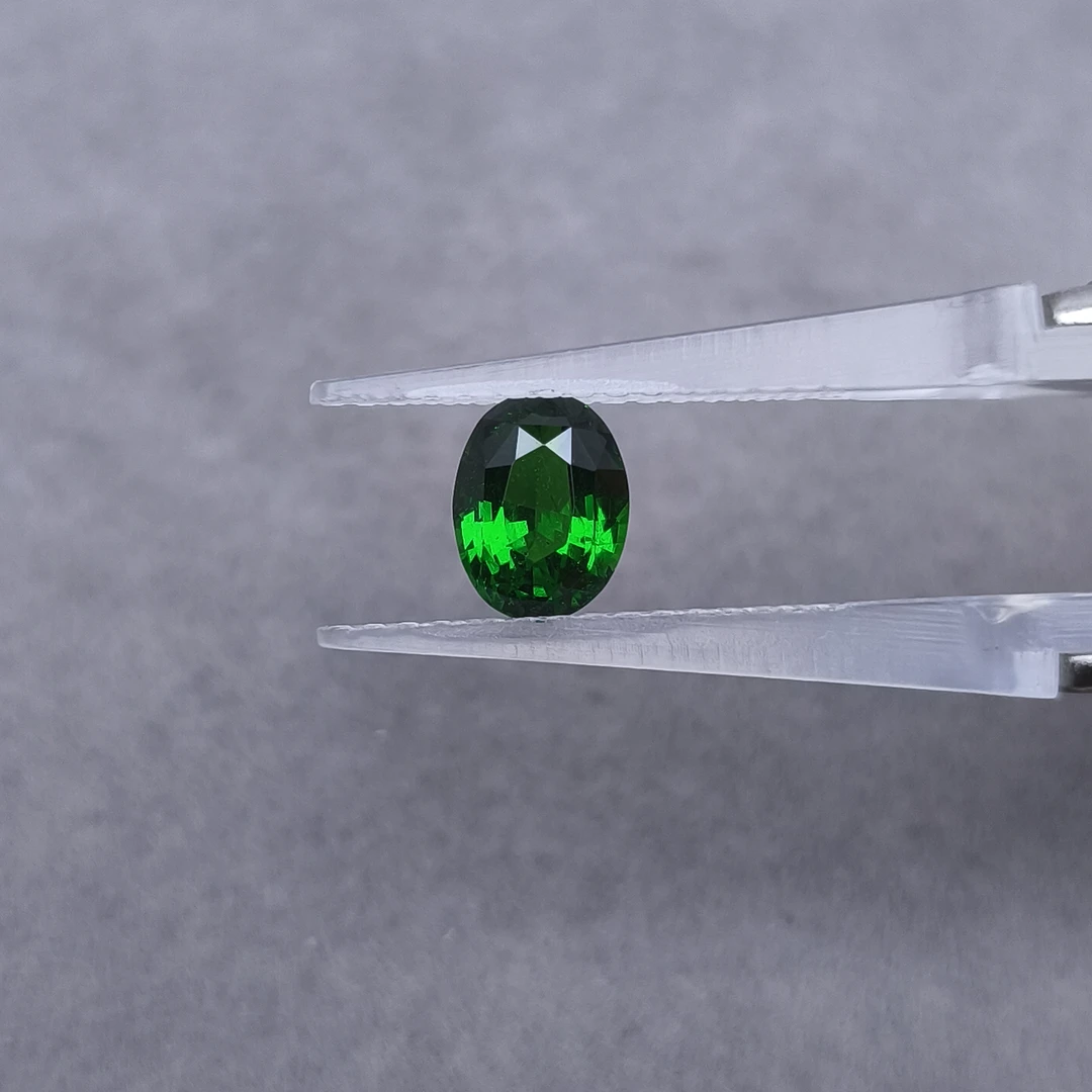 TVSvvP 沙弗莱石-1.53ct（01041100）0419