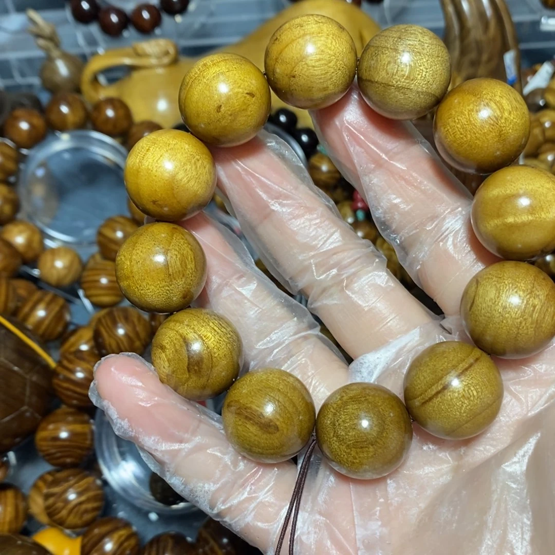 金丝楠木雕工艺品20