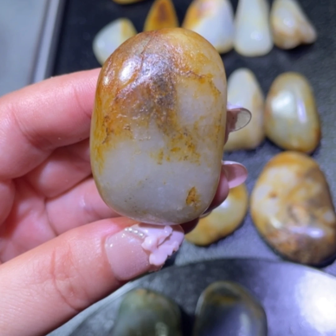 【闪购商品】颈饰未镶嵌和田玉