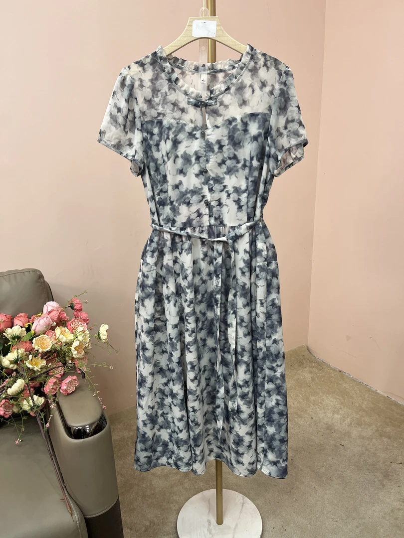 D477 2025夏季新款气质修身中长款显瘦连衣裙温柔风