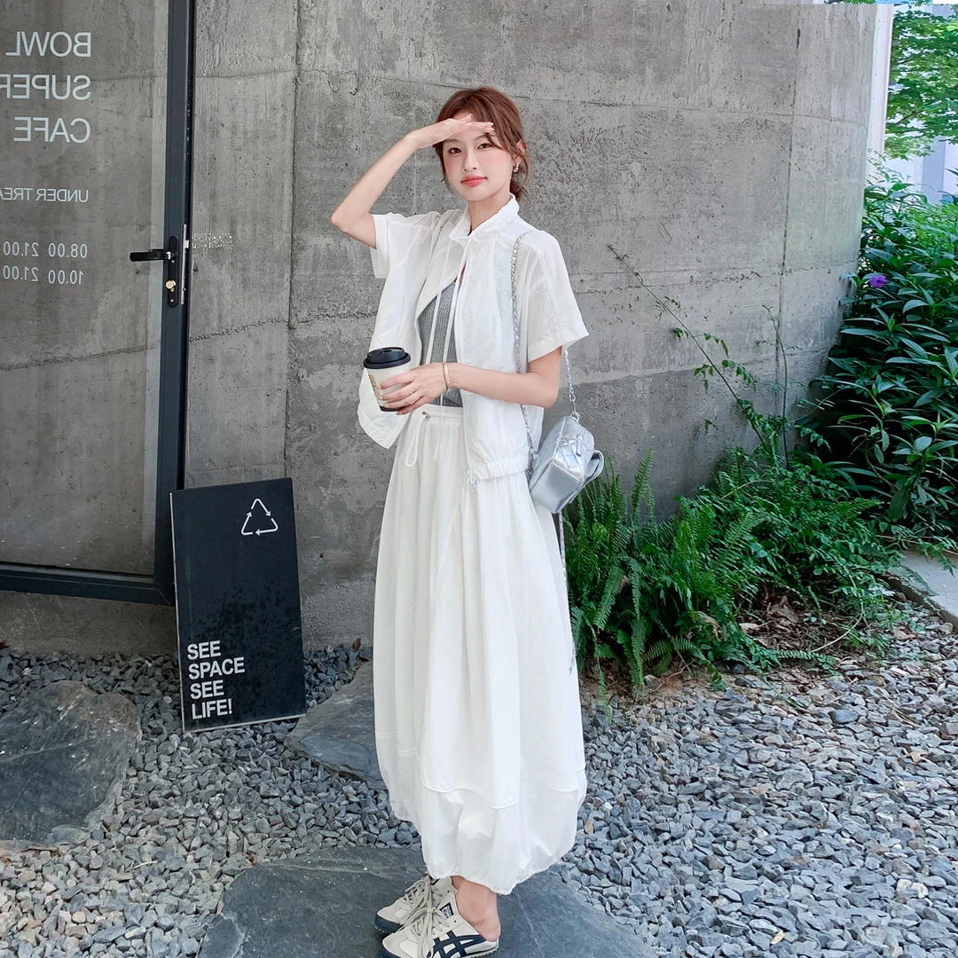 白色工装休闲套装裙女夏季2025新款时尚轻薄短袖上衣半身裙两件套