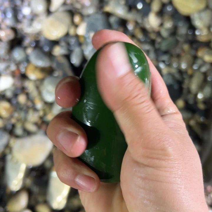 和田玉（糖玉）未镶嵌珠宝奇石