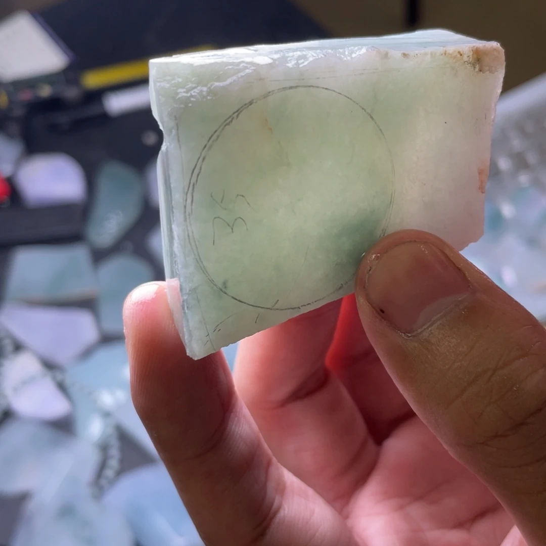 未镶嵌定制翡翠
