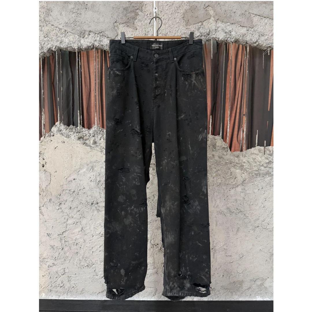 99新 Balenciaga/巴黎世家 秀款糜烂撕裂破坏牛仔裤/xs码 GJ15000