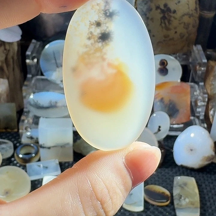 未镶嵌玛瑙/玉髓珠宝奇石