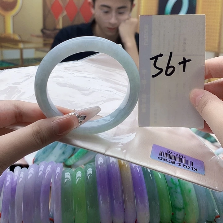 未镶嵌手镯翡翠nn