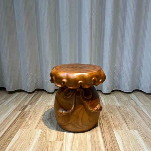 香樟木纯手工打造福袋凳