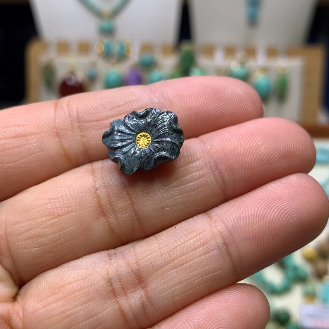 绿松石未镶嵌卡子