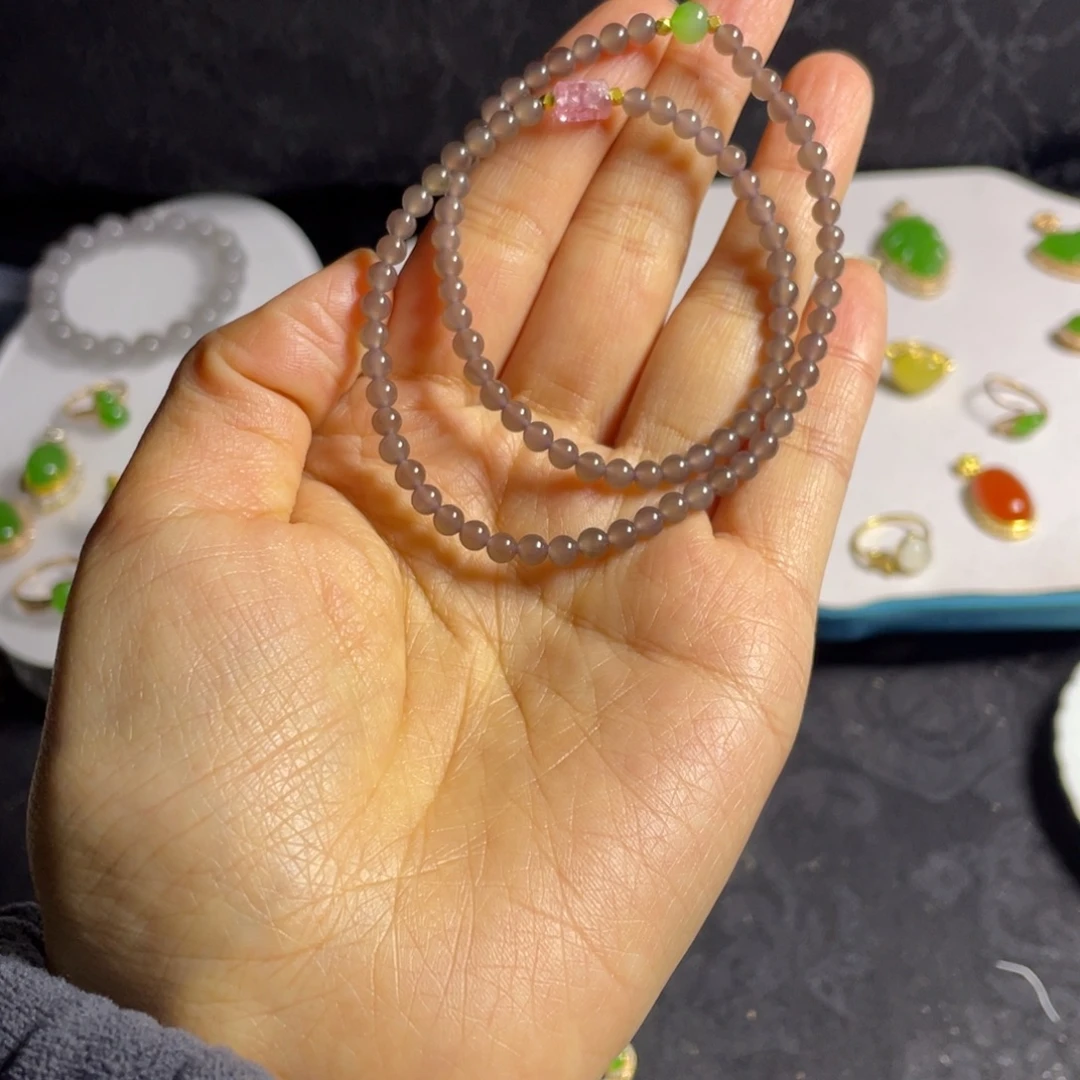 和田玉未镶嵌手串