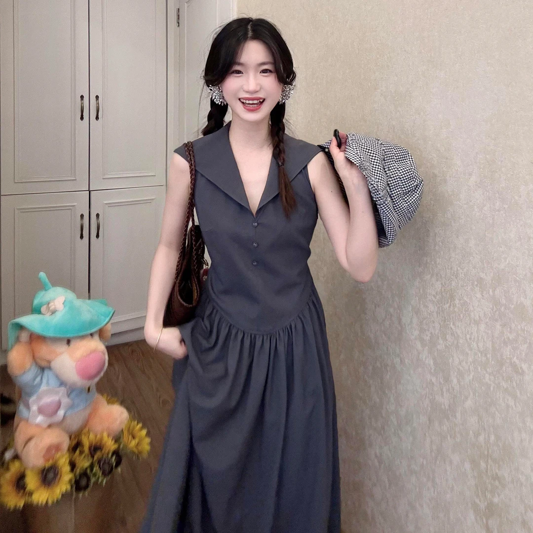 法式高级感气质翻领无袖连衣裙子女夏2025新款小个子收腰显瘦长裙