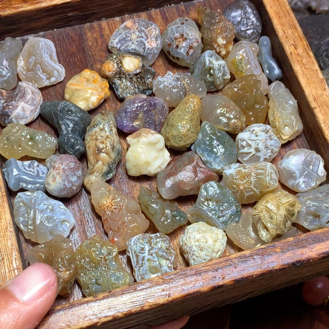 未镶嵌玛瑙/玉髓珠宝半成品