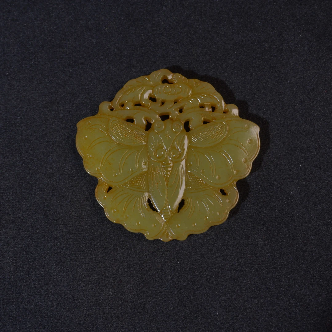 6AT13 清 和田玉蝴蝶佩