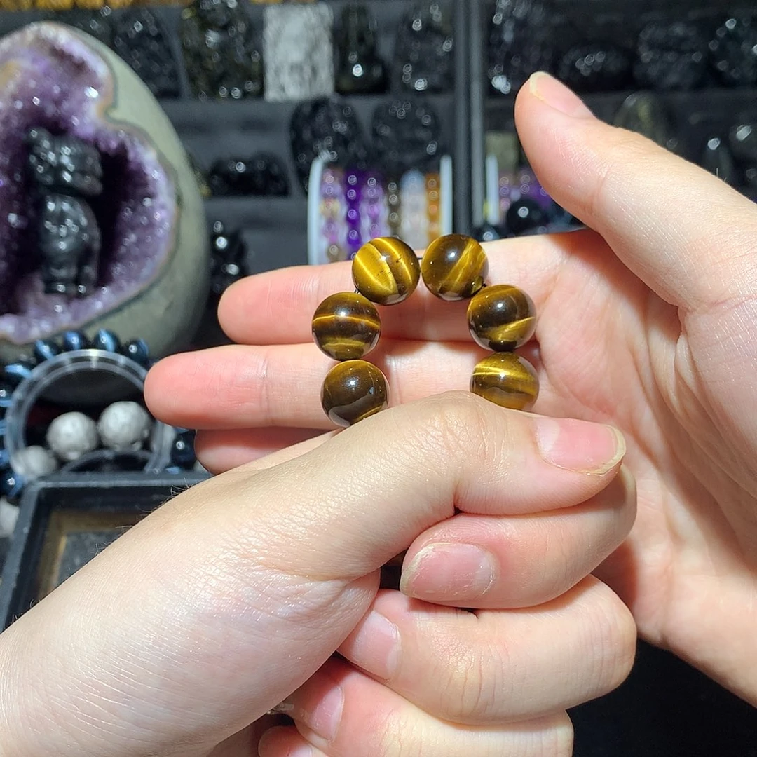 木变石手串未镶嵌?