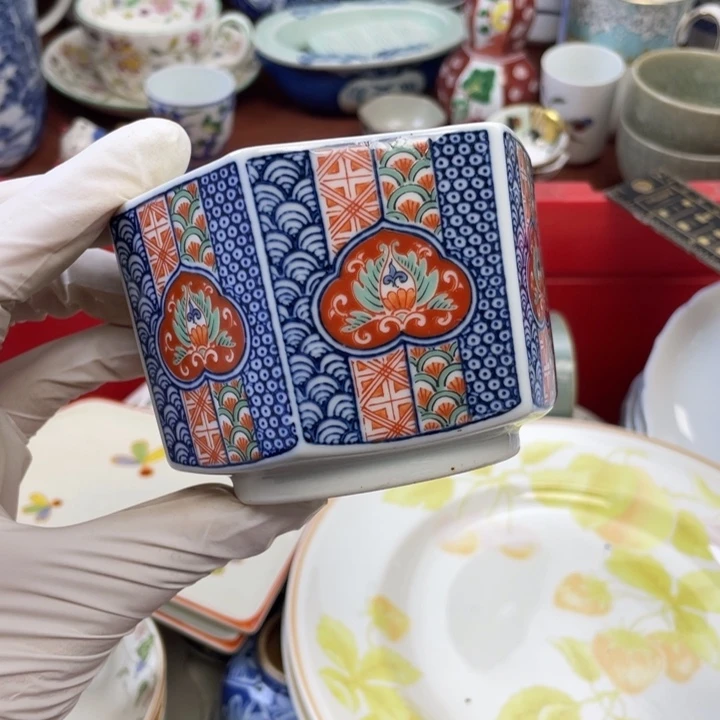 他家瓷器真美…开播了