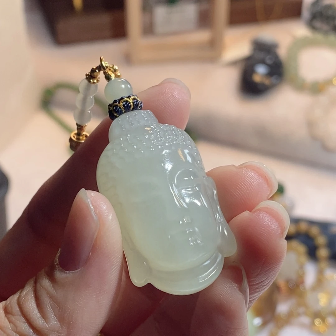 和田玉未镶嵌颈饰