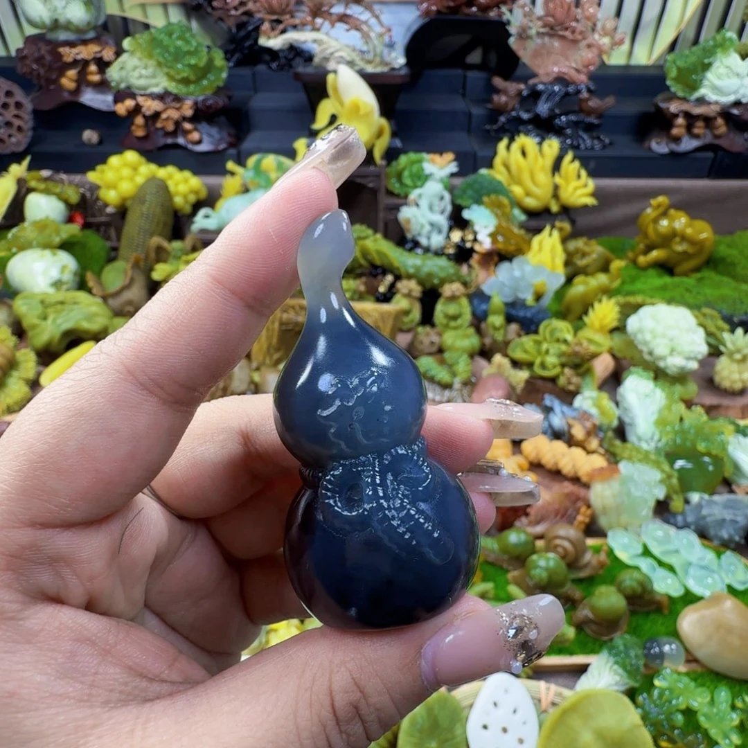 蛇纹石玉未镶嵌手把件，吕*锅