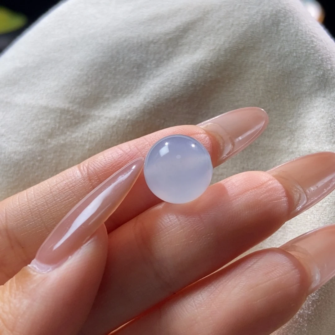 翡翠未镶嵌颈饰翡翠高冰天空蓝圆珠12.73mm