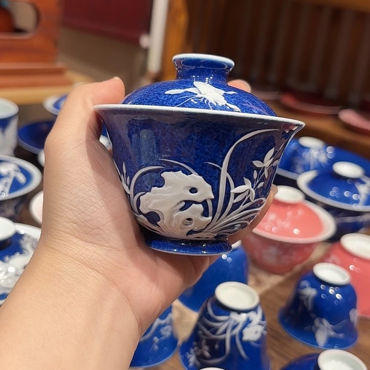 洒蓝堆白兰草盖碗