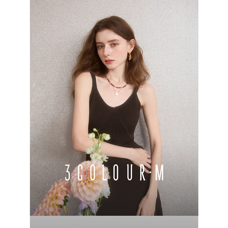 0643三彩2025春季新款吊带针织裙坑条无袖连衣裙收腰A字裙修db