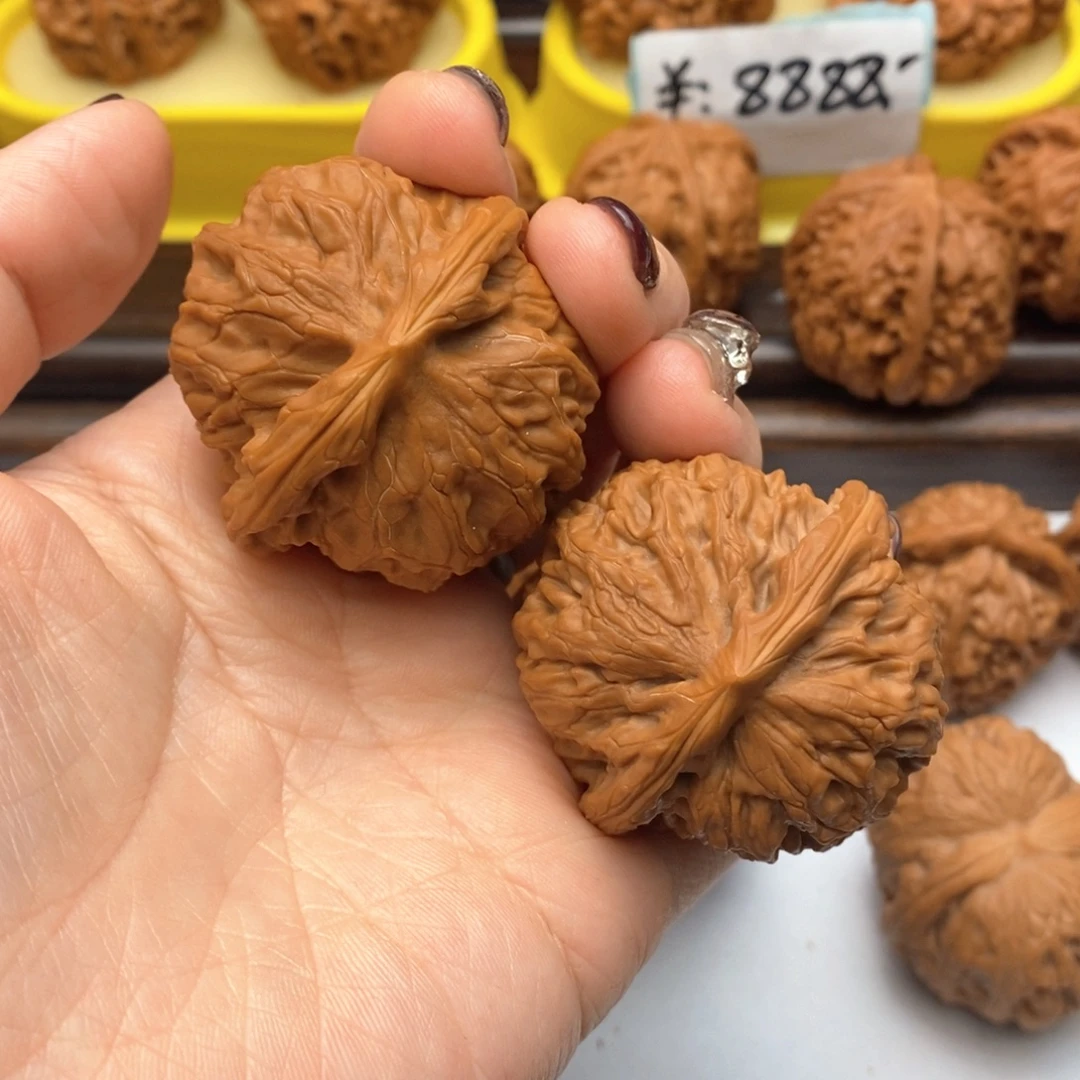 文玩核桃把件43尺金麒麟