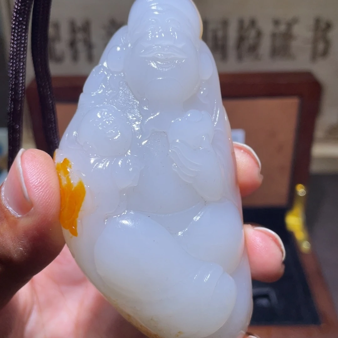 和田玉未镶嵌颈饰D