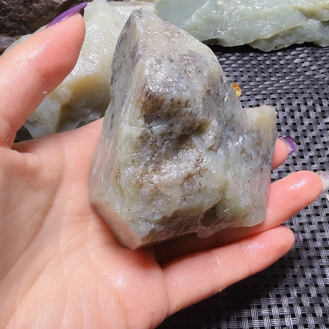 和田玉（糖玉）未镶嵌珠宝半成品