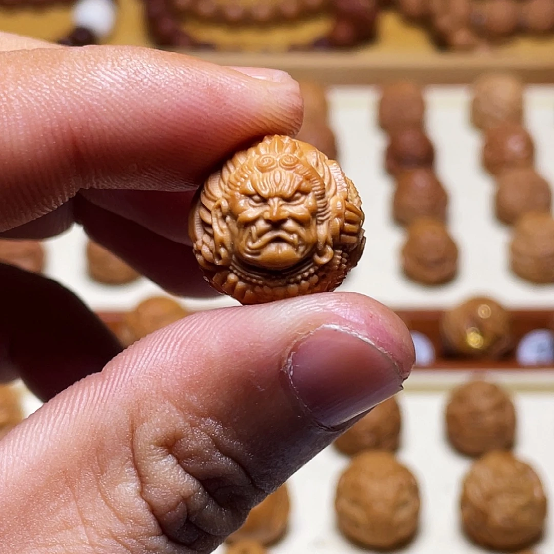 相***逢吊坠猴头核桃18左右猴头核桃雕刻