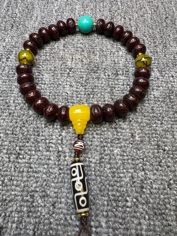 尼泊尔凤眼手持12-13左右 牛津籽颜色